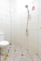 Double Room | Laptop workspace, bed sheets