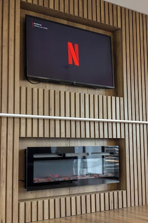 Lobby sitting area. CityView