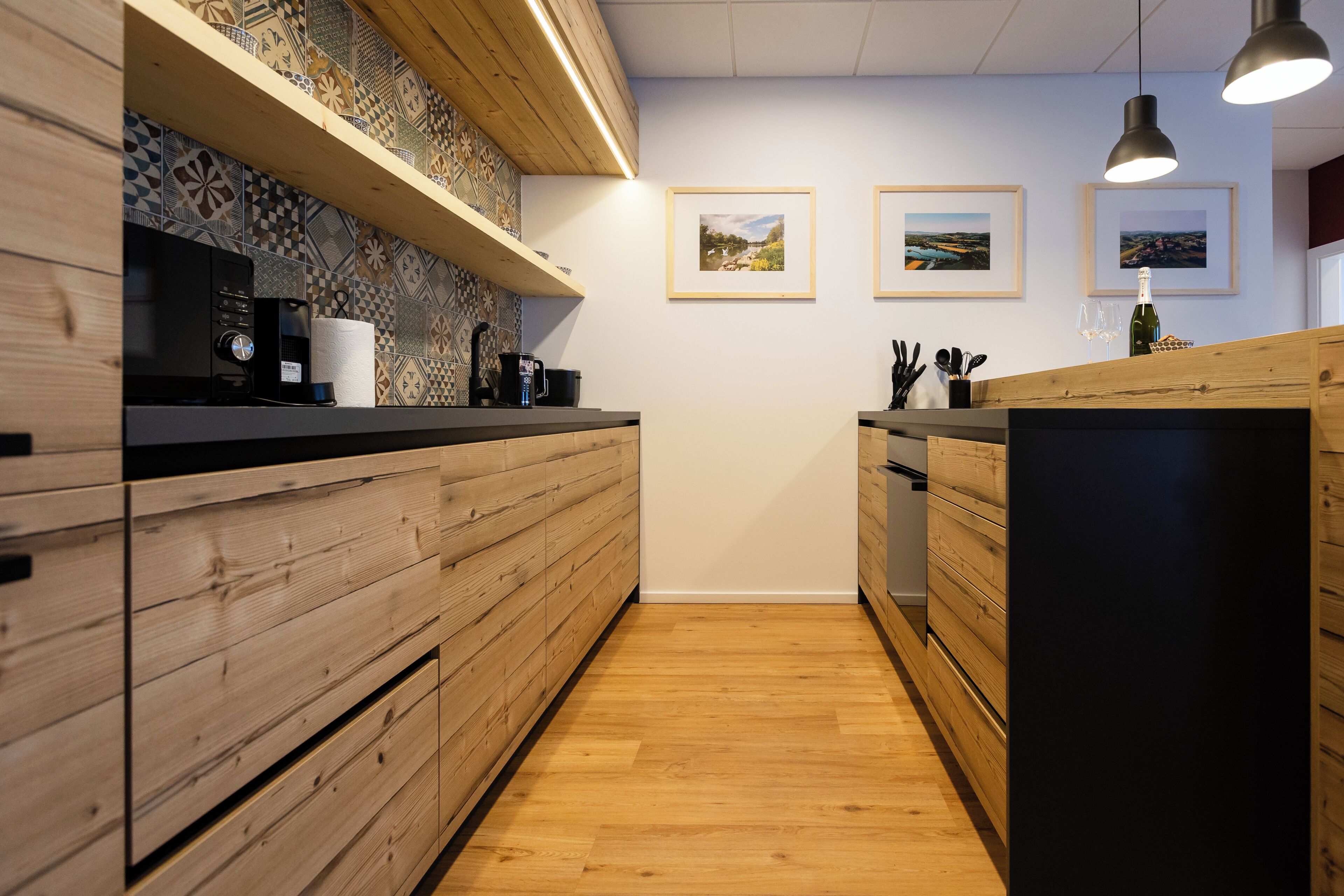 Appartement Deluxe | Cuisine privée | Four, lave-vaisselle, bouilloire électrique, grille-pain