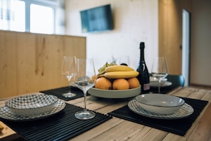 Comfort appartement | Dineren op de kamer