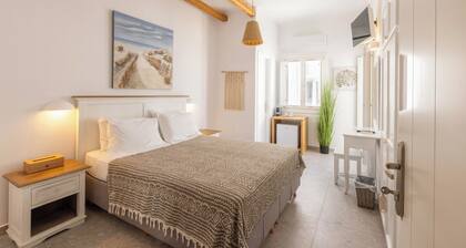 Parosquare Central Suites
