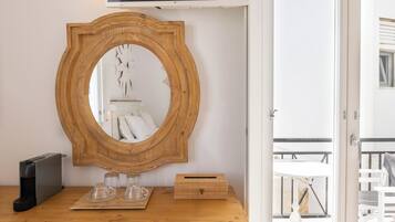 1 bedroom, memory foam beds, in-room safe, free WiFi