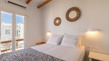 Basic Apartment | 1 bedroom, memory foam beds, in-room safe, free WiFi