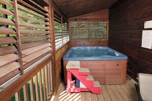Baignoire à remous extérieure