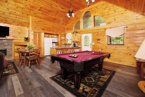 Spielezimmer