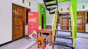 Unclassified image, 4 of 35, button - OYO 90636 Happy Syariah (Sleman)