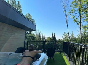 Bain à remous extérieur