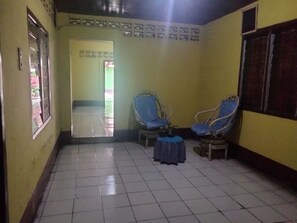 Khu sảnh