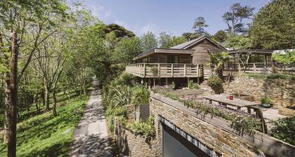 Cornish Beachside Bungalow
