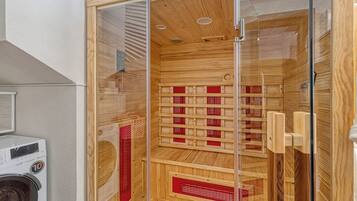 Family Chalet, Multiple Bedrooms (Stari Malni 1) | Sauna