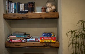 Game room - Fern Cottage Brassington (Brassington)