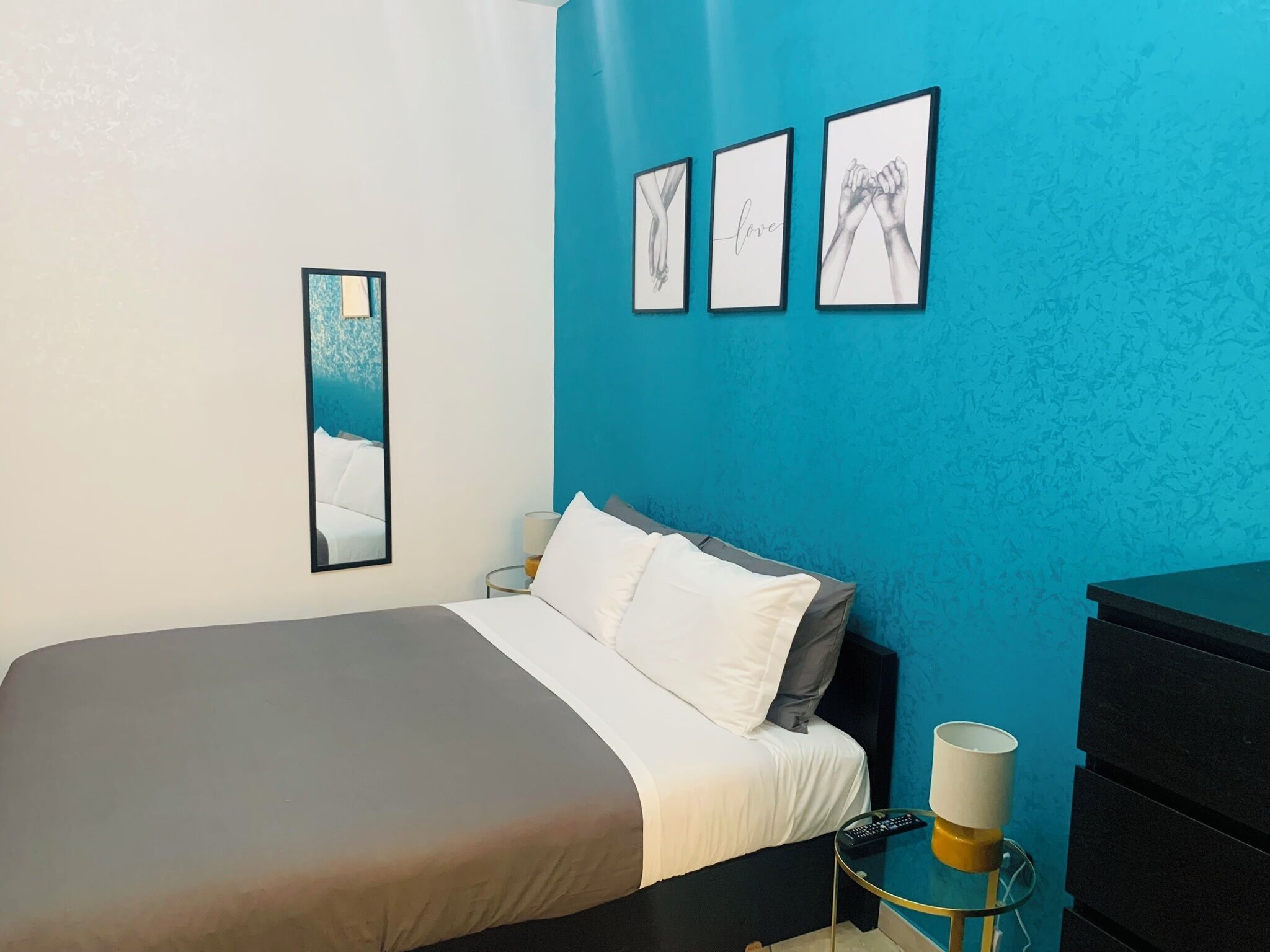 1 camera, ferro/asse da stiro, Wi-Fi, lenzuola