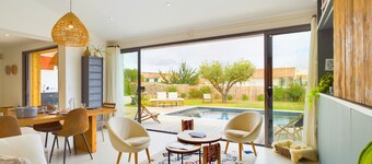 Architect-designed villa with heated pool and garden