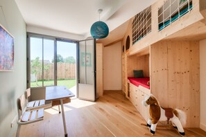 4 chambres, fer et planche à repasser, Wi-Fi gratuit