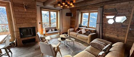 Télévision, cheminée