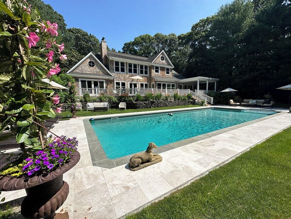 Outdoor pool, a heated pool - East Hampton Designer Home close to village with heated pool. (East Hampton)