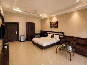 Executive Room - TGI Jahaj Mahal Hotel  (Dhar)