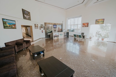 TGI Jahaj Mahal Hotel 