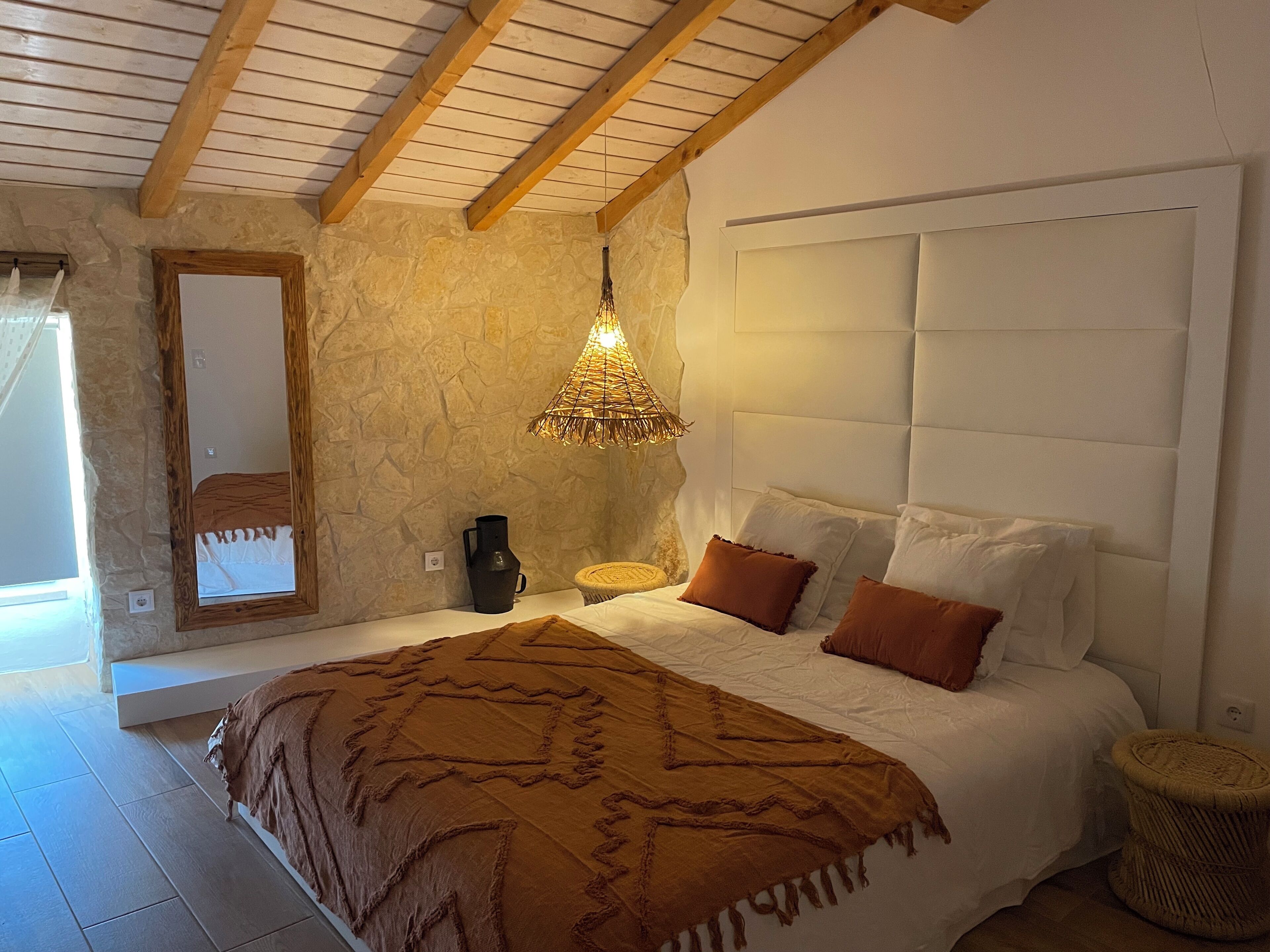 4 habitaciones, wifi gratis y ropa de cama 