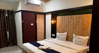 Hotel Queen Residency