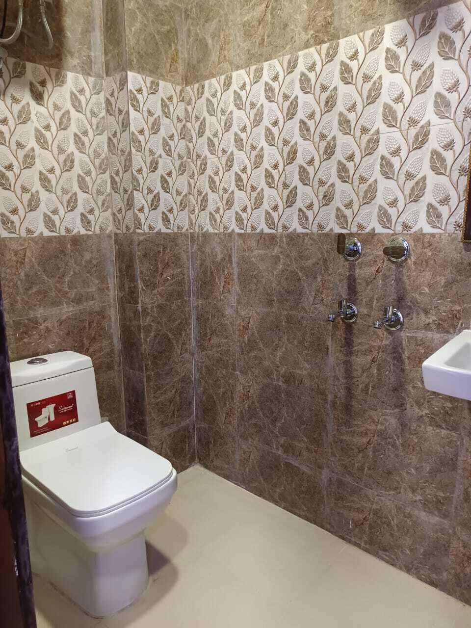 Rom – deluxe | Bad | Dusj, tøfler og håndklær