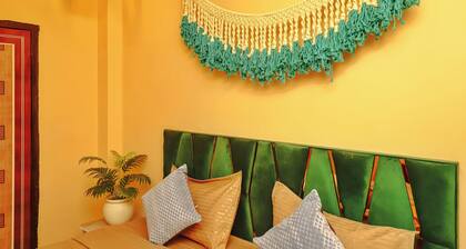 Roomshala 061 NK Residency