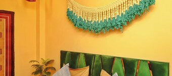 Roomshala 061 NK Residency