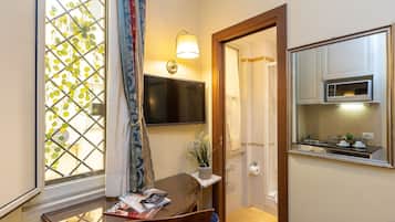 Economy Room | 1 bedroom, desk, free WiFi, bed sheets