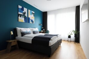 Standard Double or Twin Room | Memory foam beds, desk, laptop workspace, blackout drapes - Ambrosia Guesthouse (Rheinfelden)