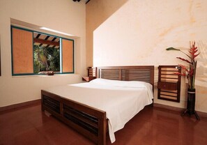 Classic Suite | Free WiFi - Palma Real Coliving (Girardota)