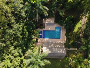 Piscina externa