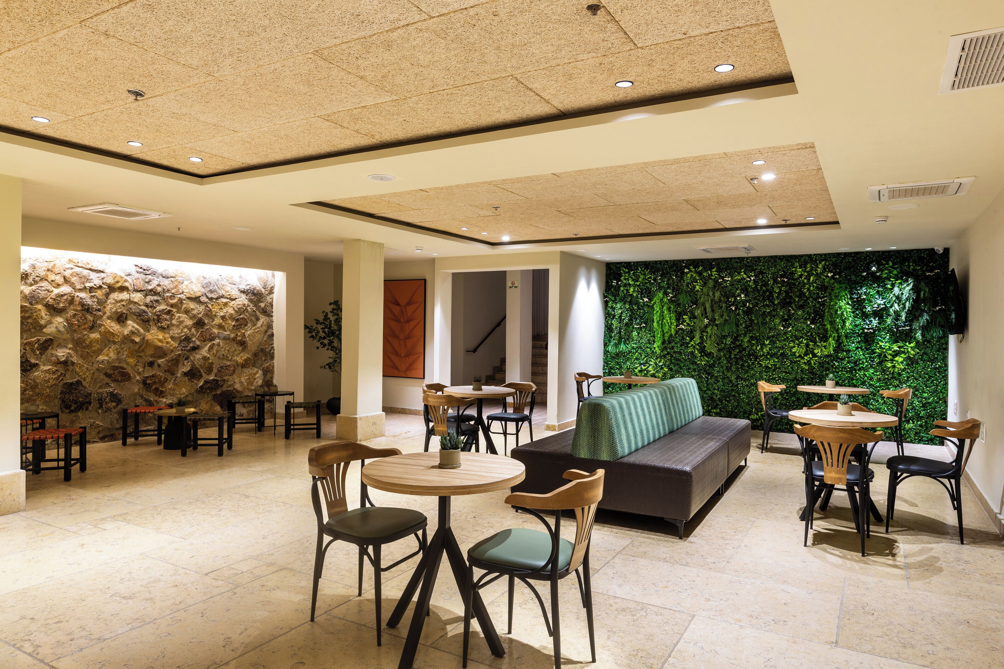 ล็อบบี้เลานจ์