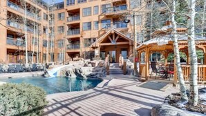 콘도 (1 Bedroom Condo at The Springs in Riv) | 외관