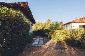 Property grounds - Desert Serenity, Private Deck, Stargazing & BBQ (Scottsdale)