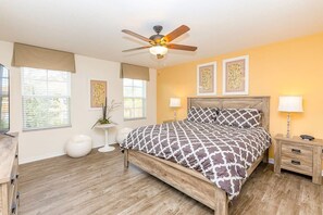 4 chambres, bureau, fer et planche à repasser, Wi-Fi gratuit