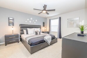 5 soverom, safe på rommet, strykejern/-brett og wi-fi (inkludert)