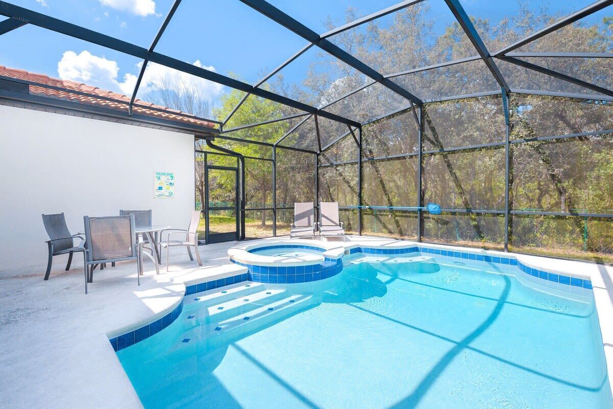 室外泳池、暖水池