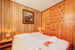 Apartamento família, 1 quarto (Appartamento Bareu Mountain View) | 1 quarto, roupa de cama