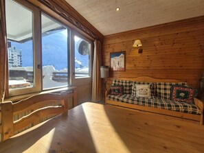 Interior - 50m from ski slopes, 1st floor, terrace, tv, ski locker, 65m², Tignes (Tignes)