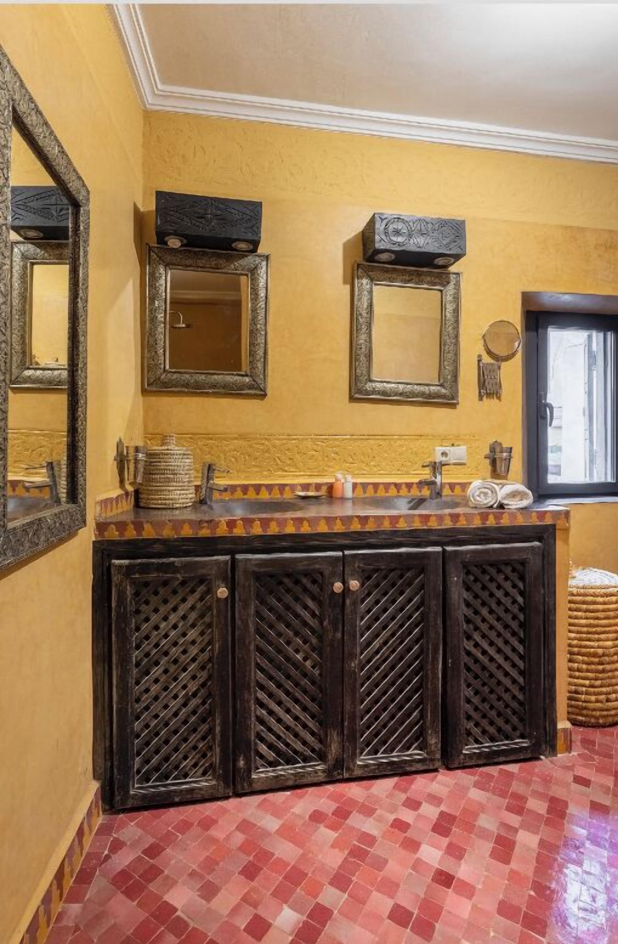 Foto - Riad Basidi Piscine roof top chauffée en hiver et rafraîchie en été