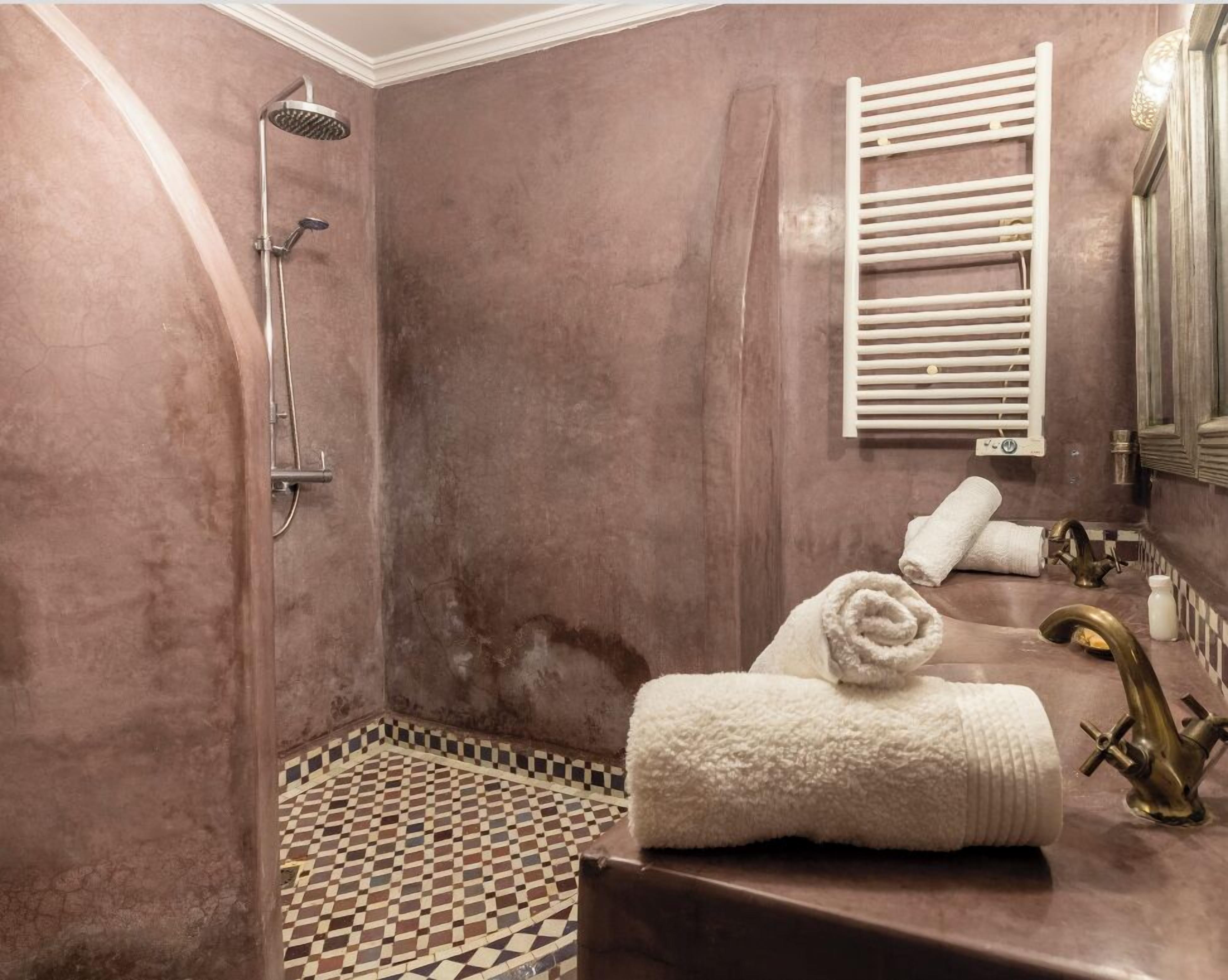 Foto - Riad Basidi Piscine roof top chauffée en hiver et rafraîchie en été