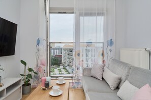 Living room - Apartment Jesionowa Wroclaw With Parking (Wroclaw)