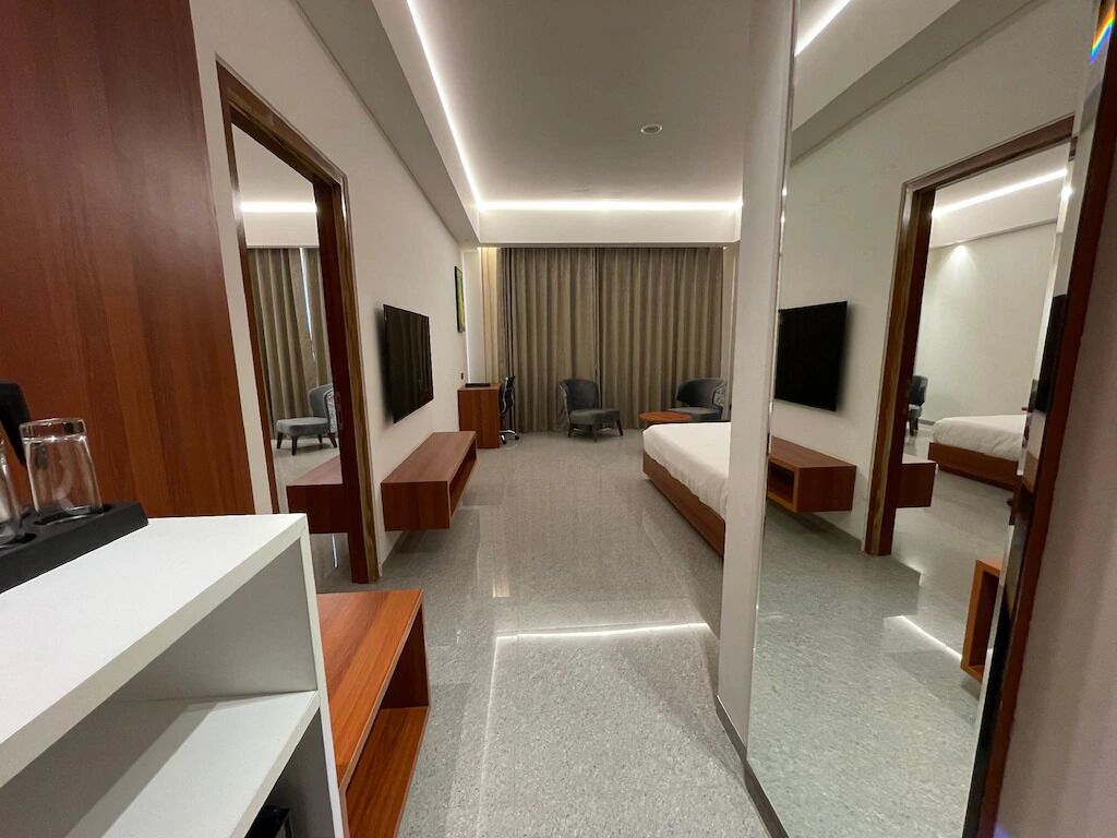 1 habitación y caja de seguridad en la habitación 