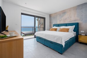 5 عدّة غرف نوم ومكواة/لوح كي وواي فاي وملاءات أسرّة