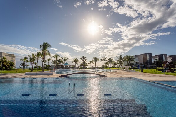 Condo, 2 Bedrooms | Pool - Casa Miraflores 2 Bedroom Condo by RedAwning (Playa del Carmen)