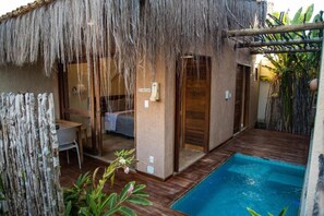 Standaard kamer, privézwembad, uitzicht op zwembad | Terras