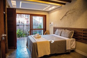 Individually decorated, individually furnished, free WiFi, bed sheets - Pousada Naim Milagres (São Miguel dos Milagres)