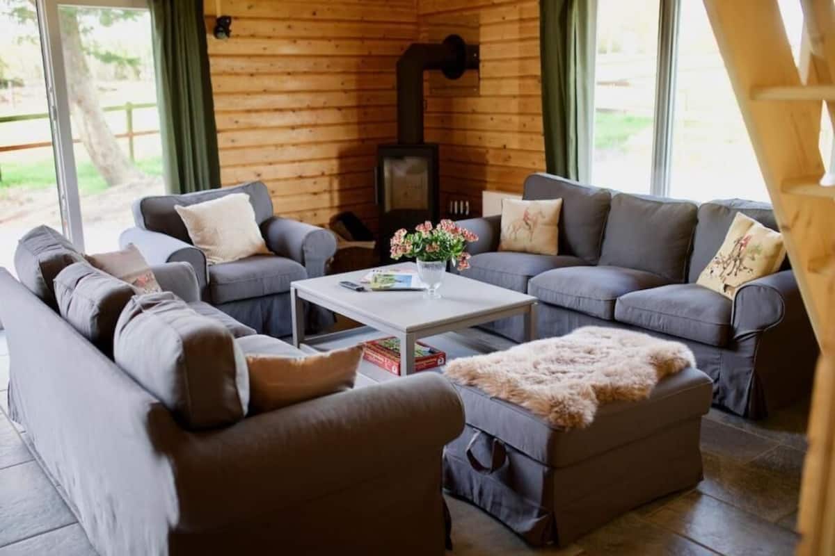 Basic House | Living area
