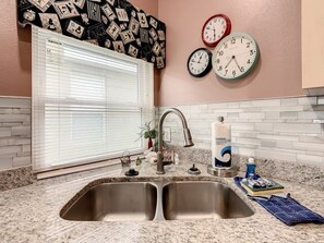 Villa, 4 Bedrooms | Private kitchen - Beautiful Windsor Palms 4 Bed South Facing Pool 4 Bedroom Villa by RedAwning (Kissimmee)