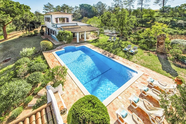 Pool - Casa Carmen - Four Bedroom Villa, Sleeps 8 (Lagoa)